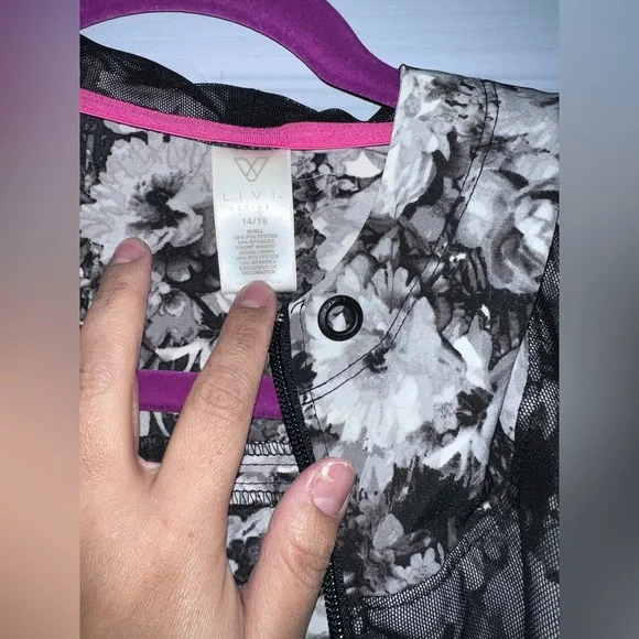 Lane Bryant LIVI Active Woman's 14/16 Hooded Lightweight Jacket - Picture 3 of 5